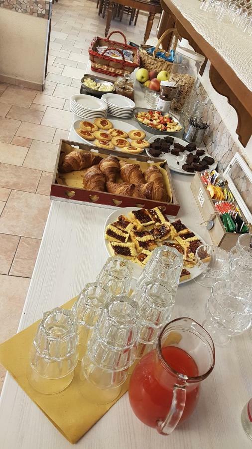 Albergo Ristorante Bergallo Tovo San Giacomo Kültér fotó